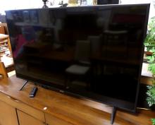 SAMSUNG FLATSCREEN TELEVISION