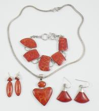 SUITE STONE SET JEWELLERY