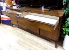 VINTAGE WALNUT SIDEBOARD