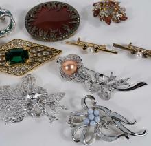 FASHION BROOCHES