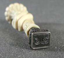 IVORY DESK SEAL