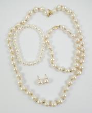 SUITE PEARL JEWELLERY