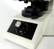 LEICA MICROSCOPE