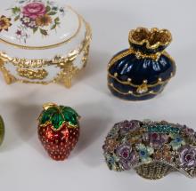 SEVEN TRINKET/JEWEL BOXES