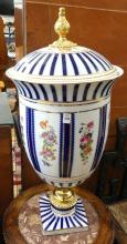 LARGE PORCELAIN URN