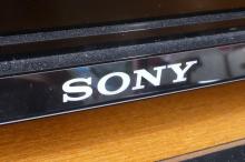 TELEVISION AND DVD PLAYER