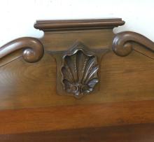 VICTORIAN HALL TABLE