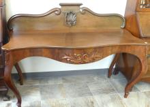 VICTORIAN HALL TABLE