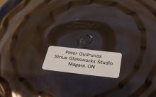 PETER GUDRUNAS STUDIO GLASS CHARGER