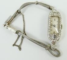 LADIES' DIAMOND WRISTWATCH