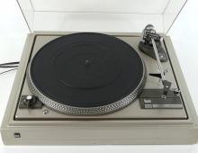 DUAL TURNTABLE