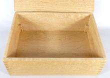 BIRDSEYE MAPLE BOX