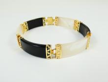 CHINESE GOLD BRACELET