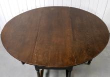 18TH CENTURY DROP LEAF TABLE