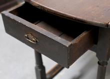 18TH CENTURY DROP LEAF TABLE