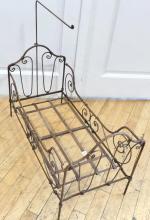 ANTIQUE WROUGHT IRON BED
