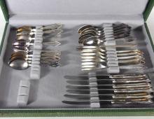 CASED CUTLERY SETS