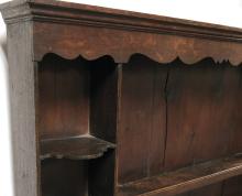 DRESSER TOP