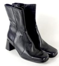 PAIR LEATHER BOOTS & BLOCK HEELS