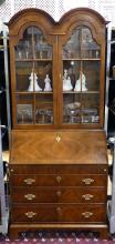 HENREDON SECRETAIRE