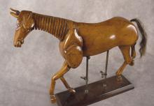 ARTICULATED WOODEN HORSE FIGURE