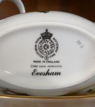 SIX "EVESHAM" SERVING PIECES