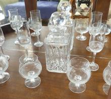 CRYSTAL STEMWARE SERVICE