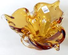 ART GLASS BOWL & VASE