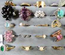 FASHION RINGS