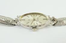 LADIES' WRISTWATCH