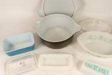 FOUR PIECES OF VINTAGE KITCHENWARE