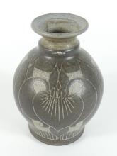 ART POTTERY VASE