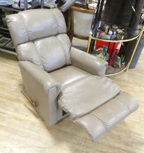 LA-Z-BOY LEATHER RECLINER