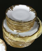 PORCELAIN DINNER SERVICE