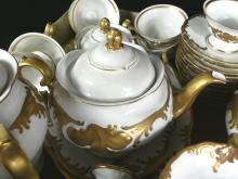 PORCELAIN DINNER SERVICE