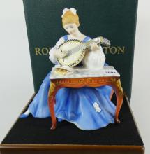 ROYAL DOULTON "LUTE"