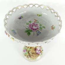 GERMAN PORCELAIN COMPORT