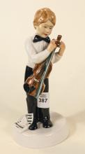 ROYAL DOULTON "I'M NEARLY READY" FIGURINE