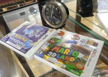 NINTENDO DS, GAMES AND CLOCKS