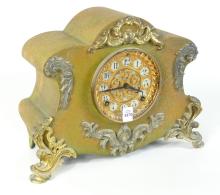 ANTIQUE MANTEL CLOCK