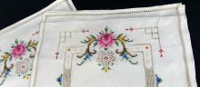 ASSORTED VINTAGE LINENS