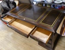 SLIGH FURNITURE DESK