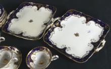 26-PIECE EXCEPTIONAL ENGLISH SERVICE