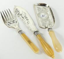 VICTORIAN "BUTLER'S FRIEND" & QUALITY FISH SERVERS