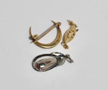 14K GOLD BROOCH, ETC.