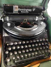 REMINGTON 7 NOISELESS TYPEWRITER