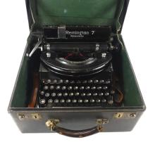 REMINGTON 7 NOISELESS TYPEWRITER