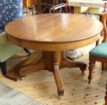 OAK PEDESTAL DINING TABLE