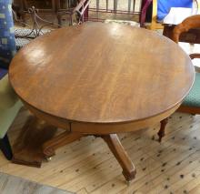 OAK PEDESTAL DINING TABLE