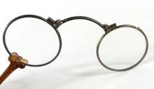 FOLDING SPECTACLES